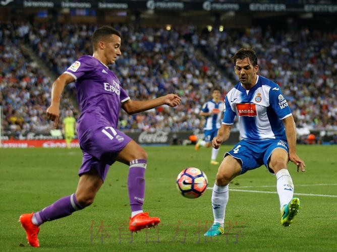 半场-皇马暂2-0萨尔茨堡红牛 维尼传射巴韦建功 半场-皇马暂2-0萨尔茨堡红牛 维尼传射巴韦建功